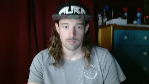 Snapshot of umphreak42 chatting on October 9, 2025, 11:58 pm Andrew online show from October 9, 2025, 11:58 pm