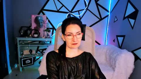Snapshot of unatera chatting on April 30, 2026, 5:36 am UnaTera online show from April 30, 2026, 5:36 am
