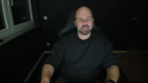 Uncle Bear online show from October 31, 2025, 5:36 pm