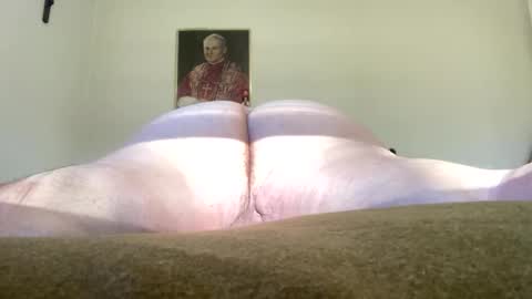 Hairy Sally online show from September 14, 2025, 10:09 pm