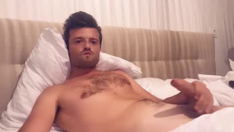 uncut_dick123455 online show from November 3, 2025, 7:37 pm