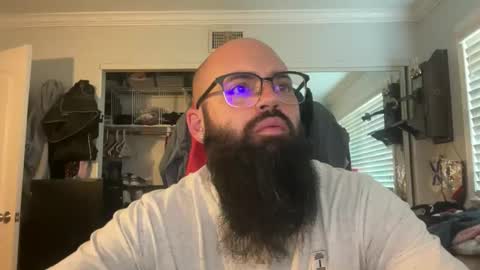 Snapshot of uncutbeard129840 chatting on October 23, 2025, 11:46 pm uncutbeard129840 online show from October 23, 2025, 11:46 pm