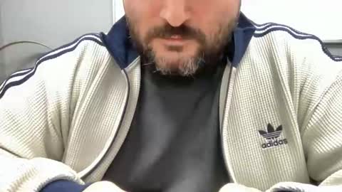 Snapshot of uncutdude321 chatting on December 18, 2025, 12:33 pm uncutdude321 online show from December 18, 2025, 12:33 pm