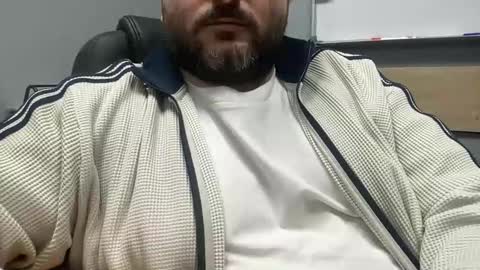 Snapshot of uncutdude321 chatting on February 3, 2026, 1:16 pm uncutdude321 online show from February 3, 2026, 1:16 pm