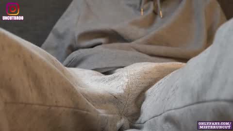 Mister Uncut online show from November 6, 2025, 8:54 pm