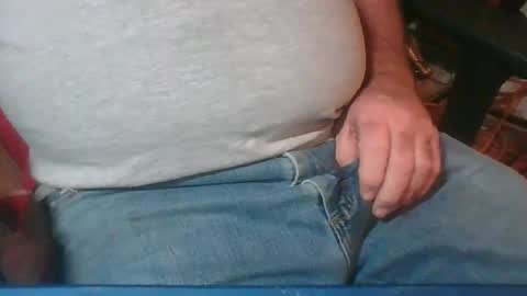 Snapshot of uncutmike7x5 chatting on January 19, 2025, 7:37 pm uncutmike7x5 online show from January 19, 2025, 7:37 pm