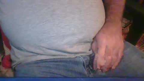 Snapshot of uncutmike7x5 chatting on February 1, 2025, 12:37 pm uncutmike7x5 online show from February 1, 2025, 12:37 pm
