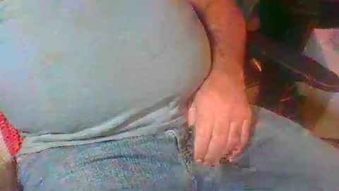Snapshot of uncutmike7x5 chatting on March 1, 2025, 9:04 pm uncutmike7x5 online show from March 1, 2025, 9:04 pm