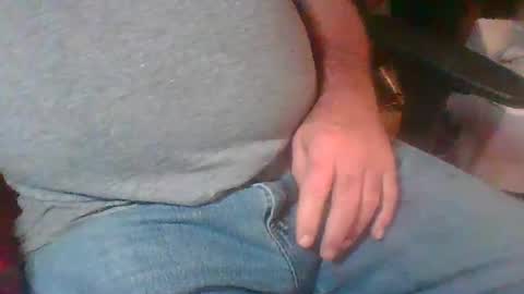 Snapshot of uncutmike7x5 chatting on March 7, 2025, 5:49 pm uncutmike7x5 online show from March 7, 2025, 5:49 pm