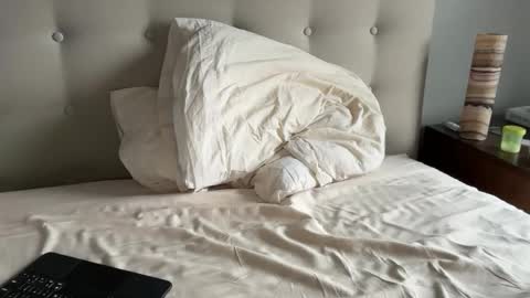 Snapshot of uncutnudist chatting on November 29, 2025, 5:49 pm uncutnudist online show from November 29, 2025, 5:49 pm