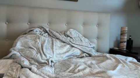 Snapshot of uncutnudist chatting on April 12, 2026, 3:39 pm uncutnudist online show from April 12, 2026, 3:39 pm