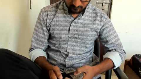 Snapshot of uncutraja chatting on January 24, 2025, 5:53 am uncutraja online show from January 24, 2025, 5:53 am