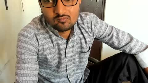 Snapshot of uncutraja chatting on February 14, 2025, 4:04 am uncutraja online show from February 14, 2025, 4:04 am