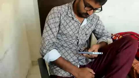 Snapshot of uncutraja chatting on February 24, 2025, 5:33 am uncutraja online show from February 24, 2025, 5:33 am