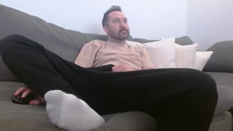 Snapshot of uncutslut69 chatting on April 3, 2026, 2:20 am uncutslut69 online show from April 3, 2026, 2:20 am