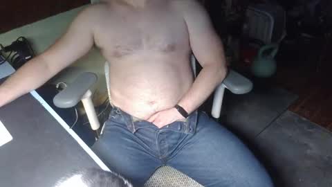 Under the desk online show from April 13, 2026, 8:58 pm