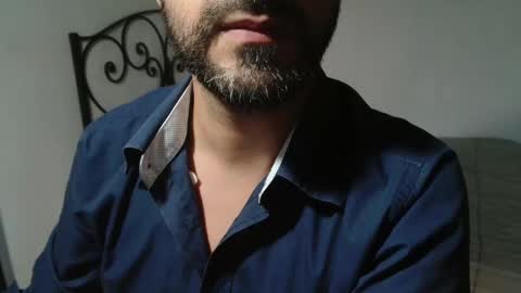 Giov online show from October 11, 2025, 4:38 pm