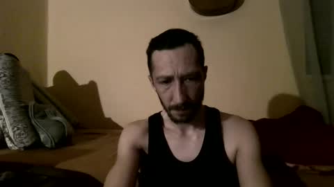 Snapshot of underguy19 chatting on February 14, 2026, 10:50 pm underguy19 online show from February 14, 2026, 10:50 pm