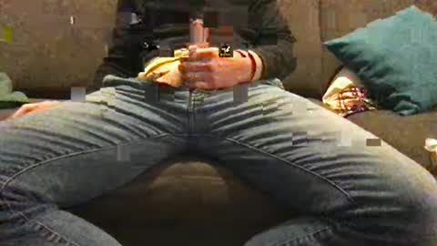 Snapshot of underscorex chatting on October 22, 2025, 12:44 am underscorex online show from October 22, 2025, 12:44 am