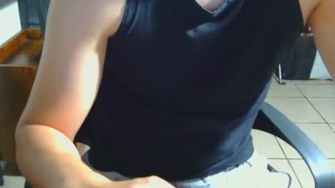Snapshot of undressme_ chatting on July 15, 2026, 7:35 am UndressMe online show from July 15, 2026, 7:35 am