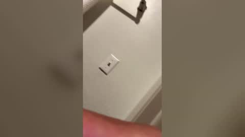 unikwe89 online show from April 14, 2026, 12:55 pm