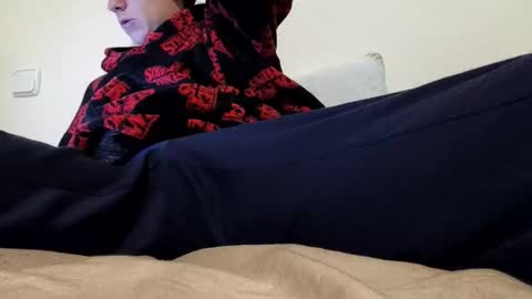 unknownuser414606 online show from November 18, 2025, 2:06 am