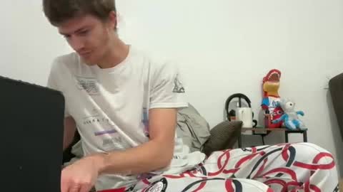 Stepbro online show from March 1, 2026, 10:23 pm