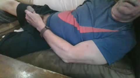 Snapshot of up4it52 chatting on December 18, 2024, 10:24 pm up4it52 online show from December 18, 2024, 10:24 pm