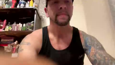 Snapshot of up4wuteva chatting on December 21, 2025, 12:51 am up4wuteva online show from December 21, 2025, 12:51 am