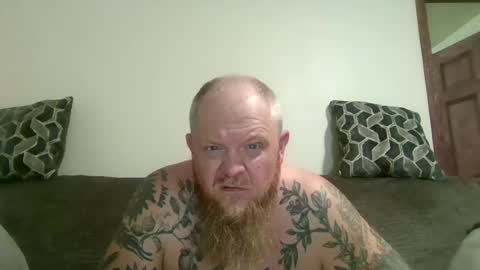 Snapshot of up_bear10 chatting on June 16, 2026, 7:05 pm up_bear10 online show from June 16, 2026, 7:05 pm