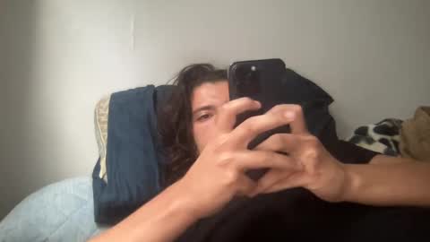 uptowncurls online show from October 2, 2025, 12:50 am