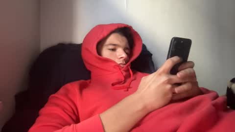 uptowncurls online show from October 26, 2025, 5:52 pm