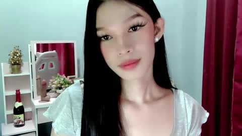 ur_asianbabexxx online show from February 3, 2026, 12:54 pm