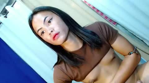 MEGS MEGS online show from May 6, 2026, 12:19 am