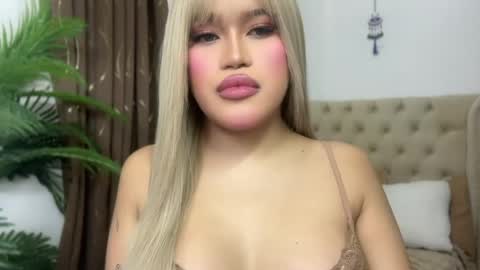 Snapshot of ur_bombshellpatty chatting on May 7, 2026, 5:40 pm ur_bombshellpatty online show from May 7, 2026, 5:40 pm