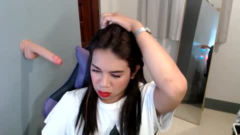 Vee online show from January 2, 2025, 5:24 am