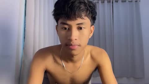 ur_fuckerbttm online show from November 26, 2025, 12:55 am