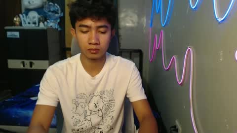 Snapshot of ur_hottestjonny chatting on June 20, 2026, 11:29 pm jonny online show from June 20, 2026, 11:29 pm