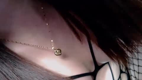 Lola online show from February 18, 2025, 1:33 pm