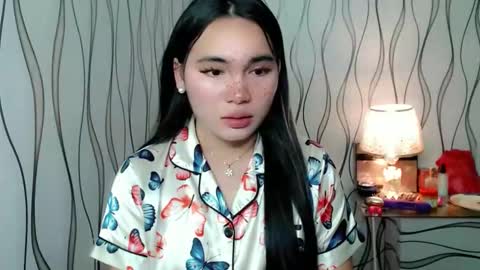 QUEENSY online show from November 9, 2025, 11:41 am