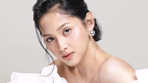 Veronica Lodge online show from November 20, 2025, 3:28 am