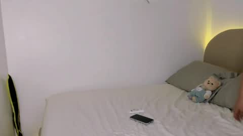 Veronica Lodge online show from March 29, 2026, 9:31 am