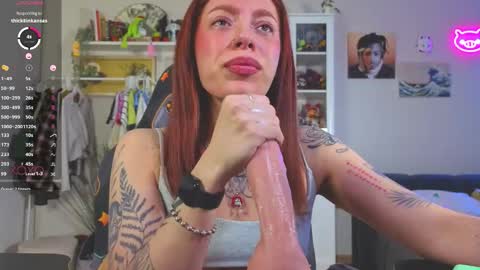 Snapshot of ur_olivia chatting on February 7, 2026, 4:54 pm Olivia Kaufman online show from February 7, 2026, 4:54 pm