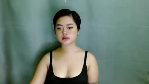 Snapshot of ur_prettyzey18 chatting on January 8, 2026, 3:42 am zey online show from January 8, 2026, 3:42 am