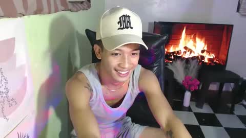 Snapshot of ur_raffy chatting on February 20, 2025, 11:54 pm ur_raffy online show from February 20, 2025, 11:54 pm