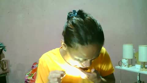 ur_sexybabe_ehra online show from September 22, 2025, 3:41 am