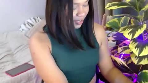 Snapshot of urasian_bella23 chatting on October 28, 2025, 1:42 am urasian_bella23 online show from October 28, 2025, 1:42 am
