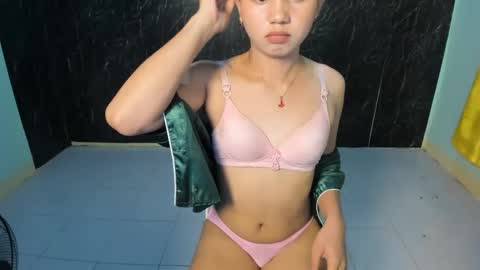 urasian_kat online show from February 25, 2025, 12:47 am