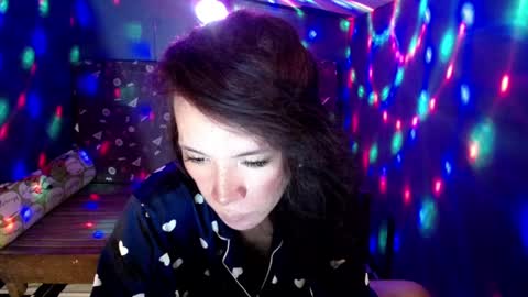 yana online show from March 9, 2025, 11:58 am