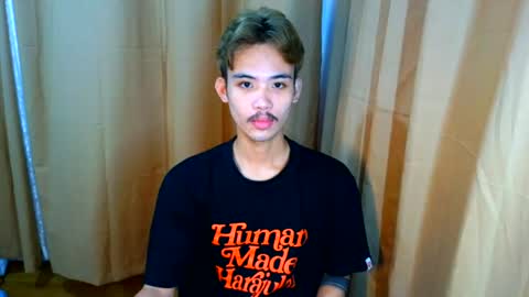 Snapshot of urasiancumboix2 chatting on July 4, 2026, 5:08 pm urasiancumboix2 online show from July 4, 2026, 5:08 pm